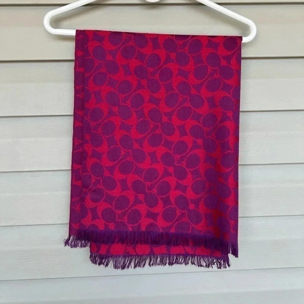 Coach Scarf 🧣 ~ 24”x65”